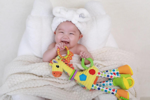 黄南宝宝的口欲期